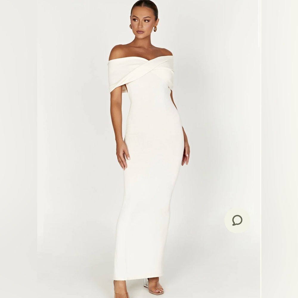 Meshki off shoulder Terese dress